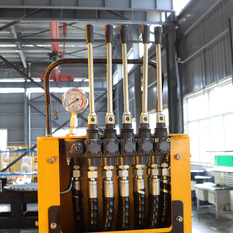 bob-lift-10-ton-knuckle-boom-crane 10