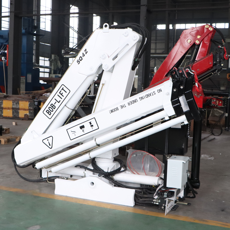 bob-lift-4-ton-knuckle-boom-crane 5