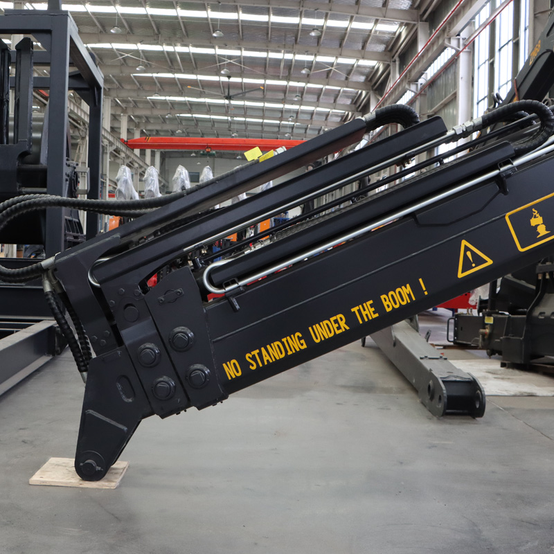 ZT160 Crane: The Chinese Power To Conquer Extreme Working Conditions