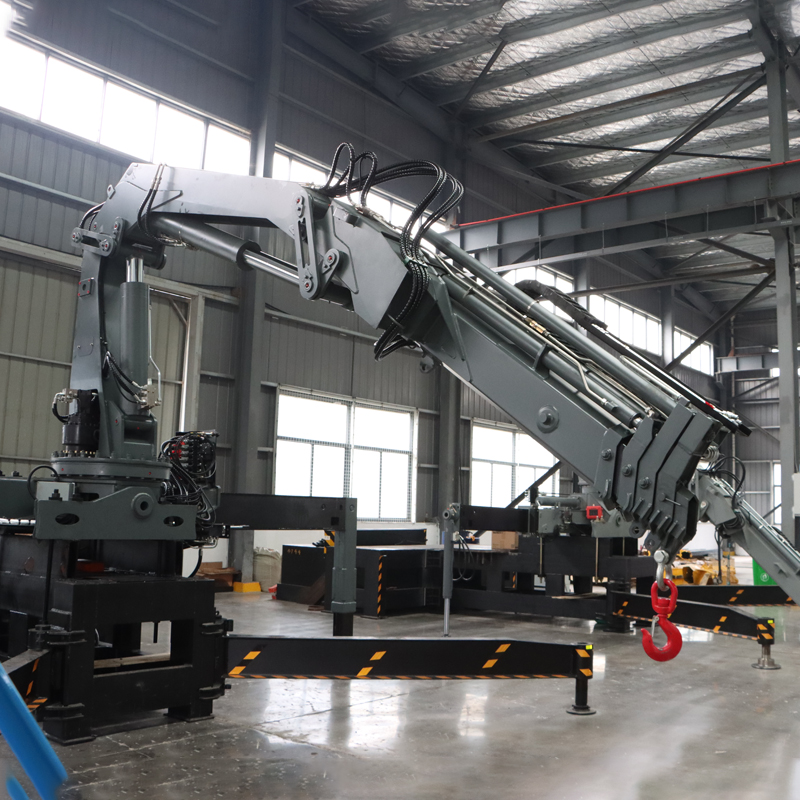 8 Tons Marine Crane - An Efficient And Stable Tool for Offshore Operations!